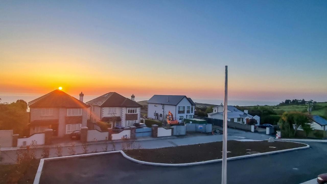 Entire Modern Home With Seaview And Parking ويكلو المظهر الخارجي الصورة
